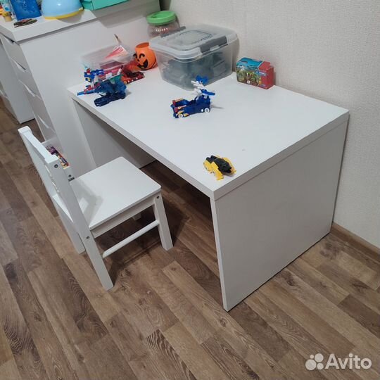 Столик-ящик для игрушек икеа стува и стульчик