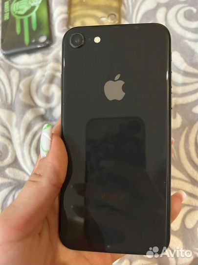 Телефон iPhone 8 256