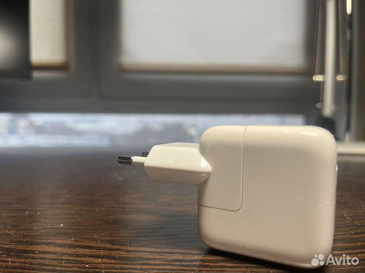 Apple USB Power Adapter 12W