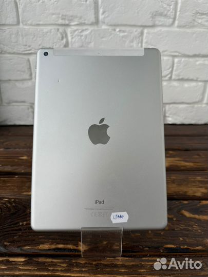 Apple iPad gen6 (2018г) 128 гб Wi-Fi+Cellular