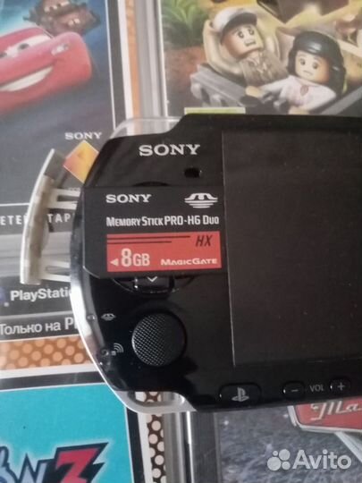 PSP 3008 с дисками прошитая 8gb