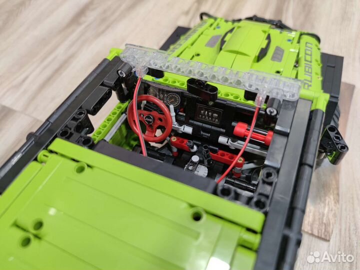 Конструктор power bricks j902 с моторами собранный