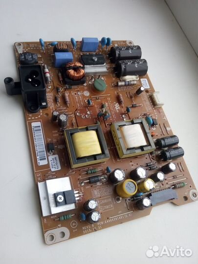 Блок питания EAX65391401(2.6) от LG 32LB650V