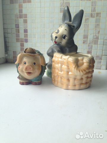 Хрюшка копилка и зайка с корзинкой