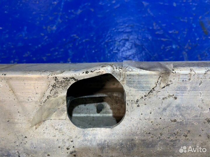 Усилитель бампера передний Hyundai Equus VI G6DJ