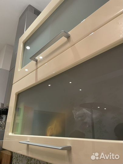 Кухонный гарнитур угловой