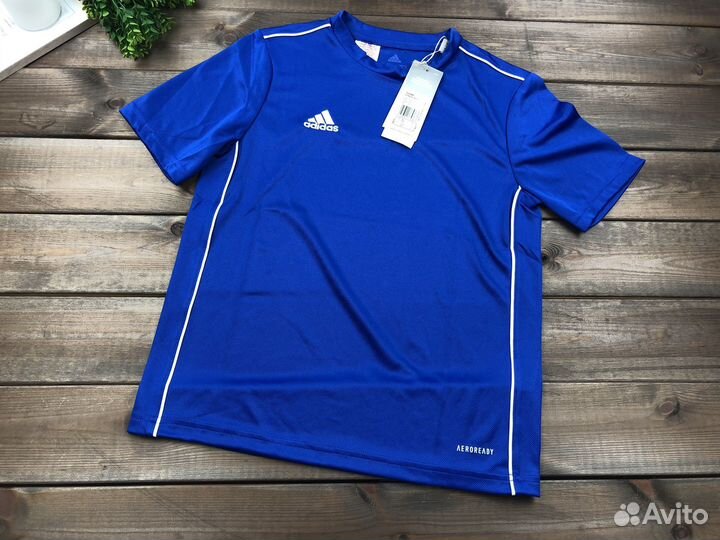 Футболка adidas для мальчика спортивная новая