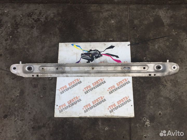 Ситроен С4 Пикассо Планка под радиатор