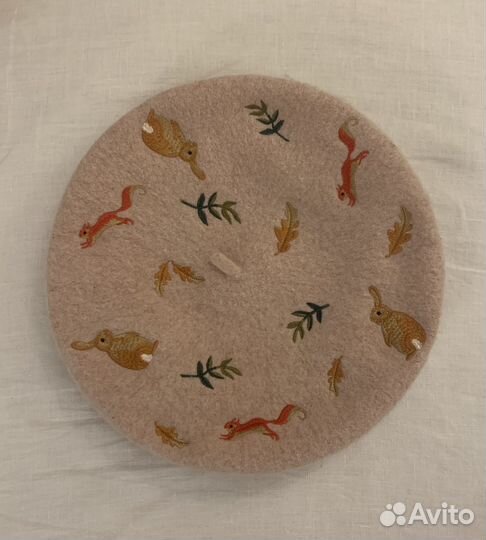 Берет с вышивкой