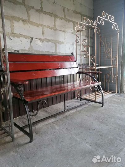 Лавочка садовая