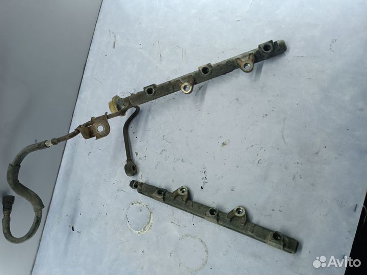 Рампа топливная Lexus RX 300