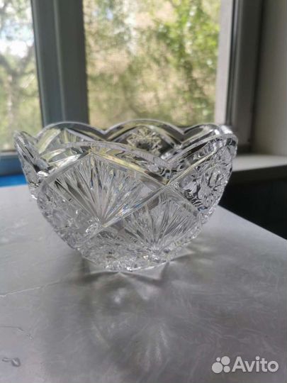 Хрустальная ваза