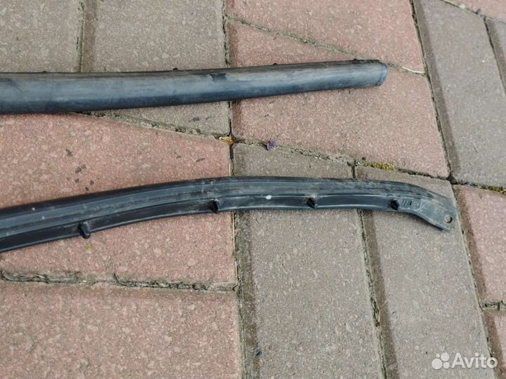 Уплотнитель двери задний/пр Citroen C4 B7 седан