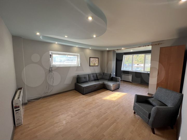 2-к. квартира, 65 м², 6/12 эт.