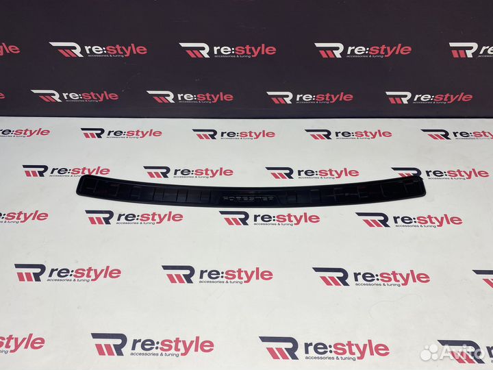 Накладка заднего бампера Subaru Forester с19г Темн