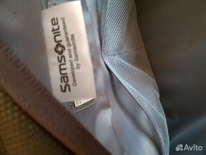 Чемодан фирмы «Samsonite»