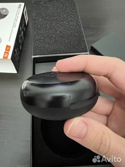 Беспроводные наушники jbl