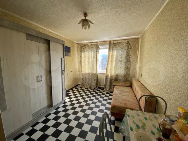 Комната 14 м² в 1-к., 5/5 эт.