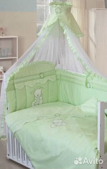 Бортики в кроватку с балдахином
