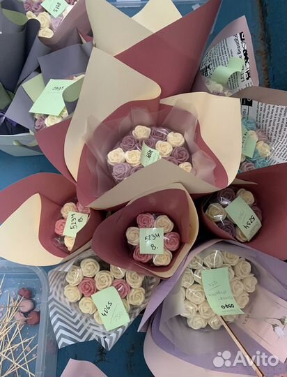 Сладкий подарок девушке