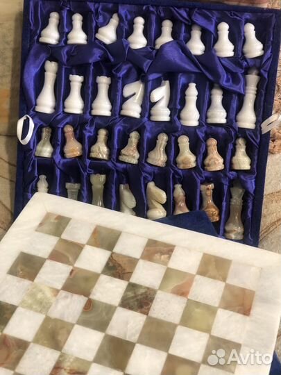 Шахматы оникс + мрамор в подарочной коробке
