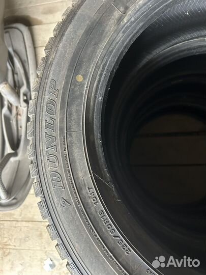 Dunlop SP Winter Ice 01 225/60 R18