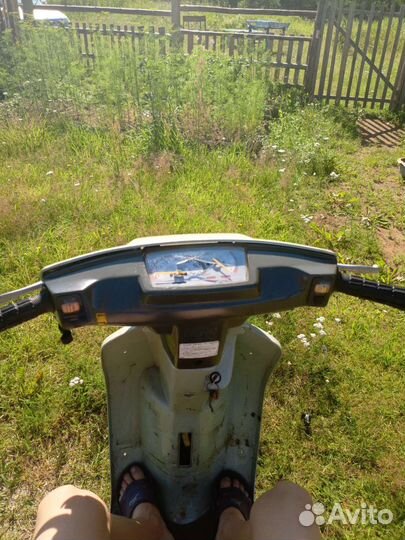 Скутер Yamaha mint