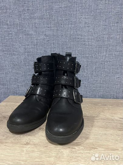 Ботинки женские