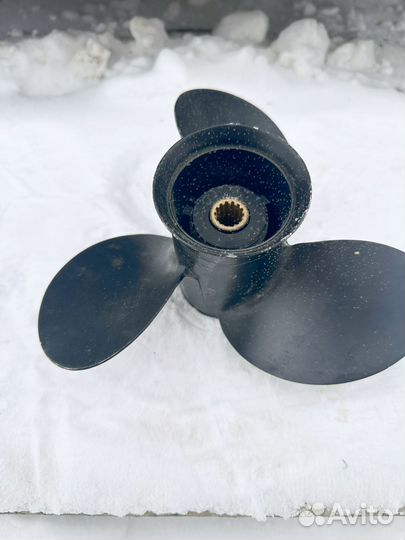 Винт гребной tohatsu 18