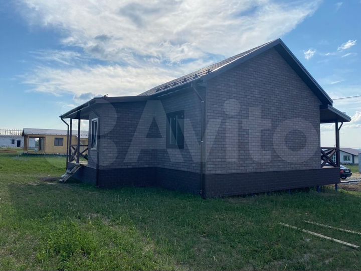 Дом 100,6 м² на участке 6 сот.