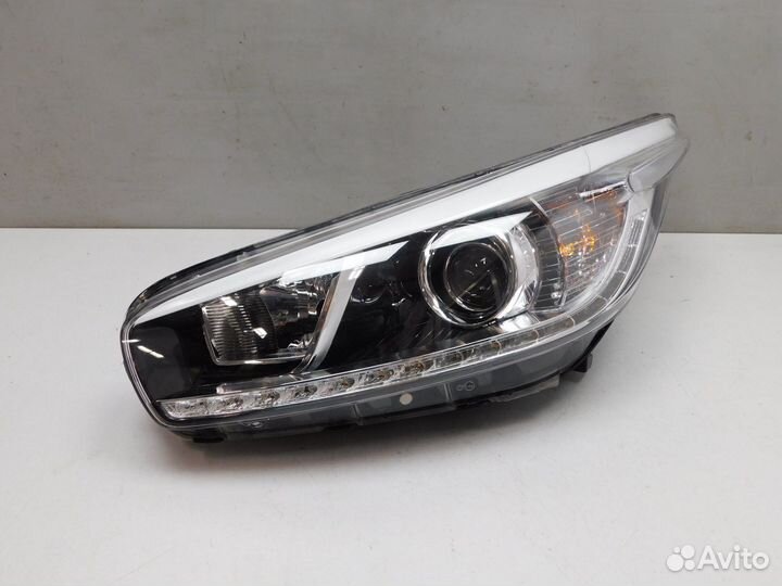 Фара левая Kia Ceed