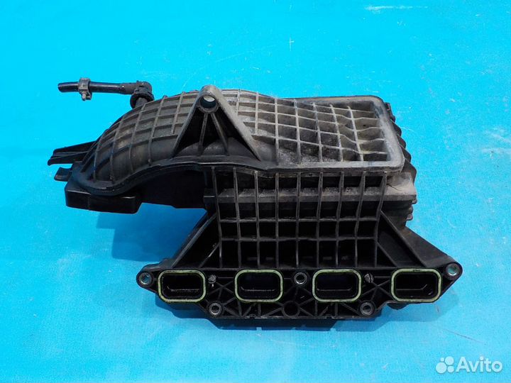 Впускной коллектор volkswagen Golf 6 2008-2013