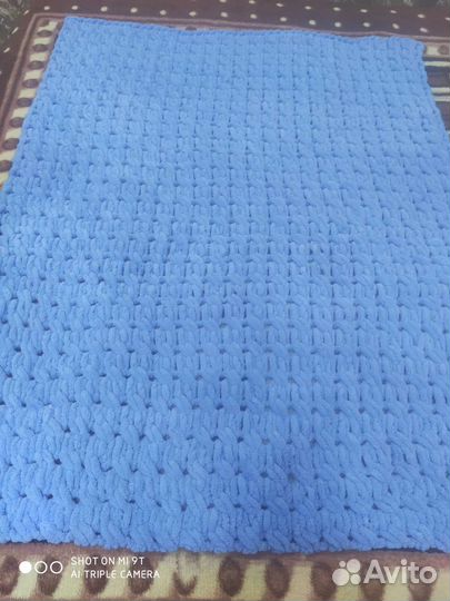 Плед вязаный из пряжи Ализе Пуффи