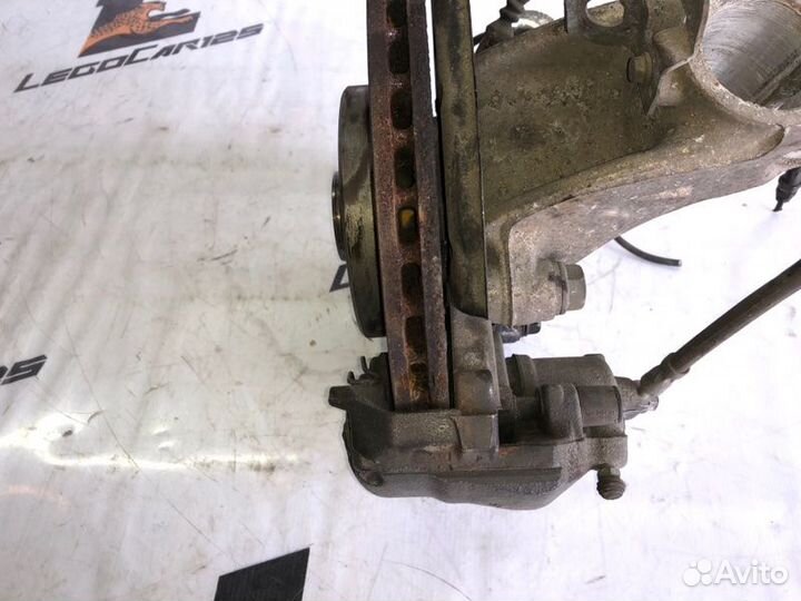 Ступица передняя правая Volkswagen Passat 6 CBB