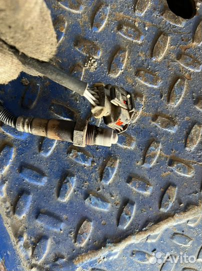 Датчик кислорода лямбда второй Bluebird Sylphy