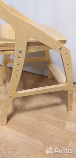 Стул деревянный