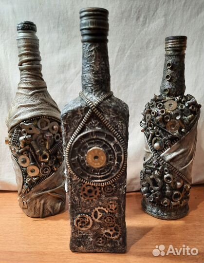 Декоративная бутылка в стиле стимпанк