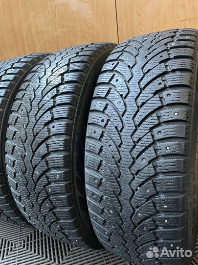 Formula Ice 215/60 R17