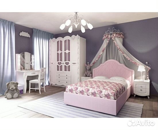 Кровать мягкая