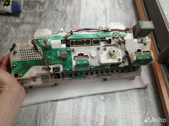 Панель приборов (линейка) Toyota Mark 2 GX81