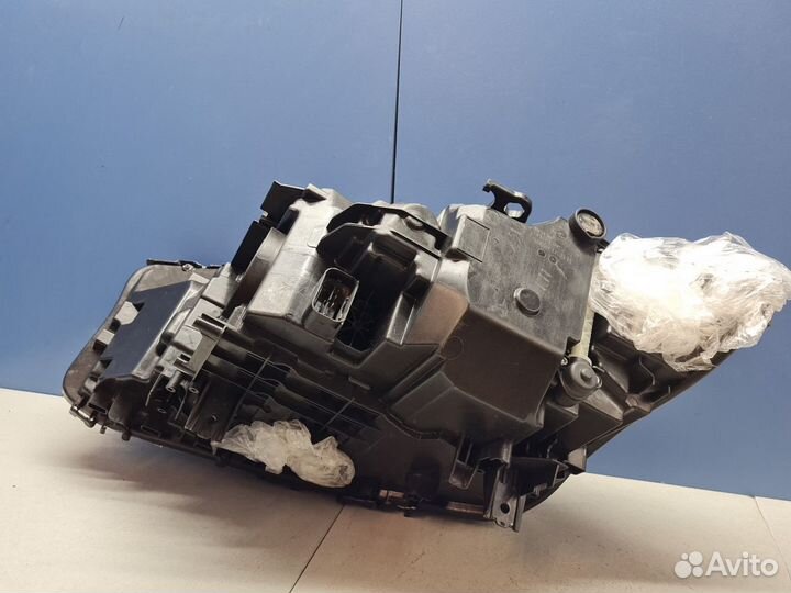 Фара правая BMW 5 G30 F90 2016