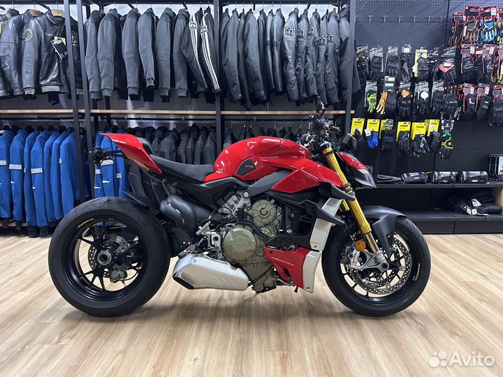 Ducati Streetfighter V4S, 2021 6000 км