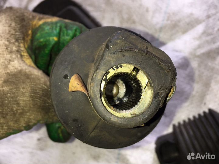 Рулевой карданчик Maздa 626 GE 91-97 гг