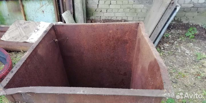 Мусорный бак бу