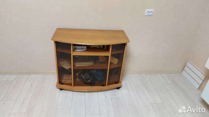 Тумба под телевизор