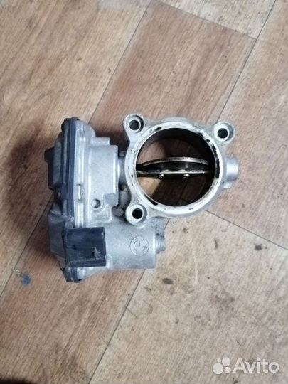 Дросельная заслонка N57 BMW F15 F16