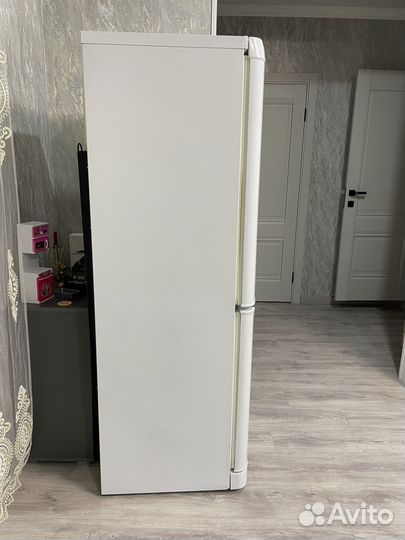 Холодильник indesit no frost