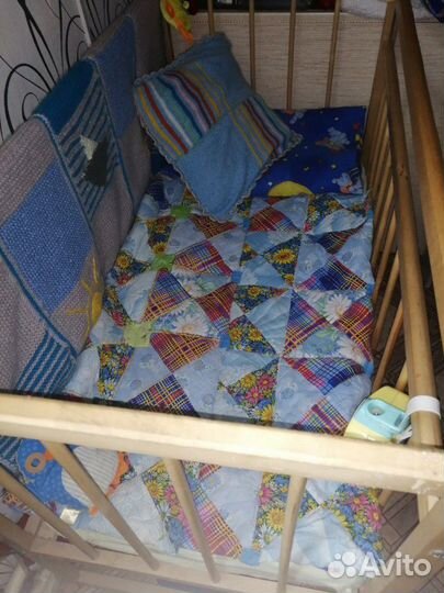 Кроватка детская