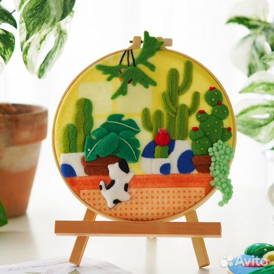 Набор для валяния, вышивки из шерсти Кактус и кот