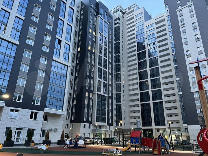 3-к. квартира, 81,3 м², 14/25 эт.